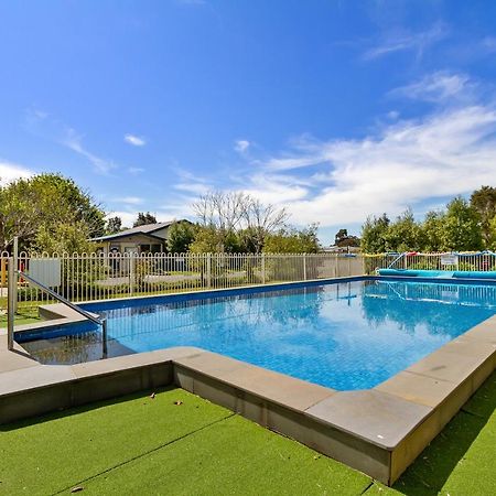 Traralgon Lifestyle Village Bagian luar foto