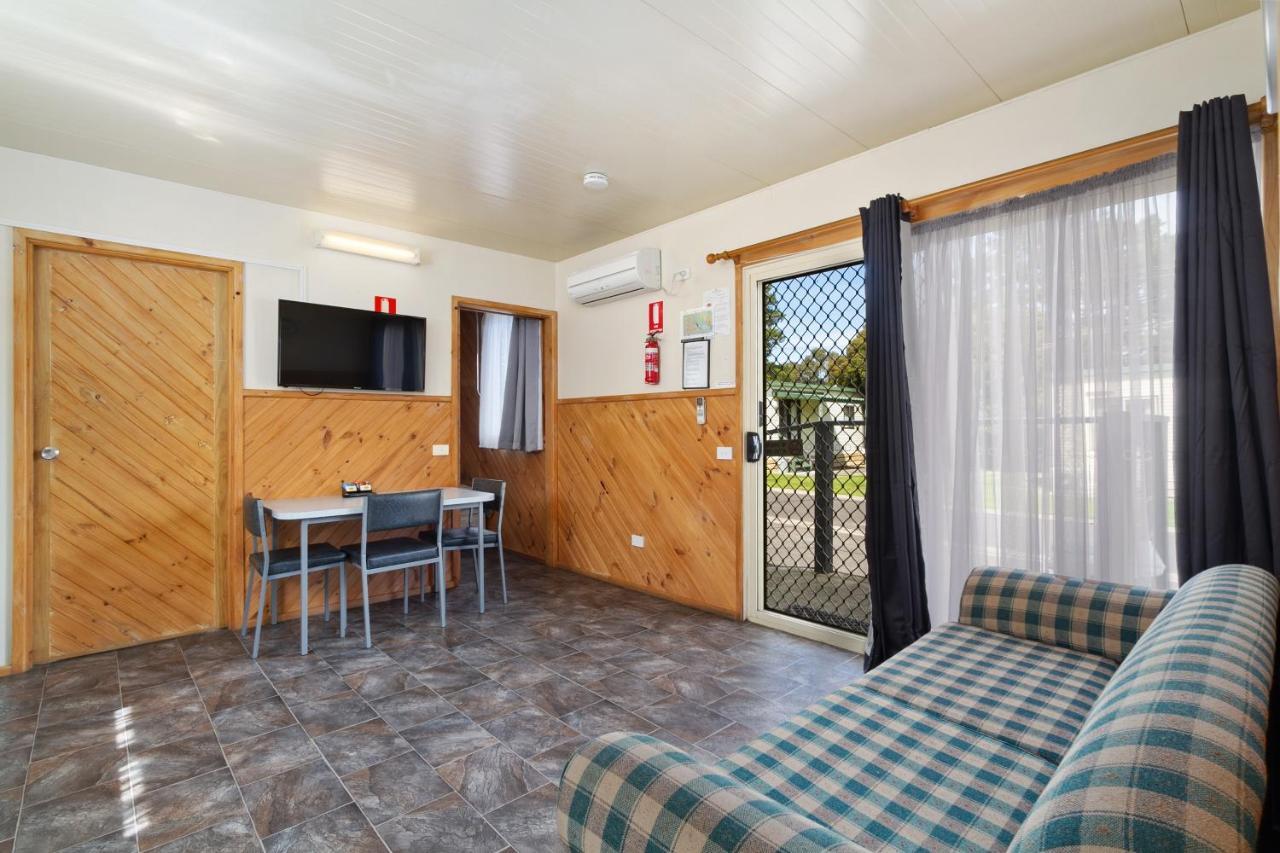 Traralgon Lifestyle Village Bagian luar foto