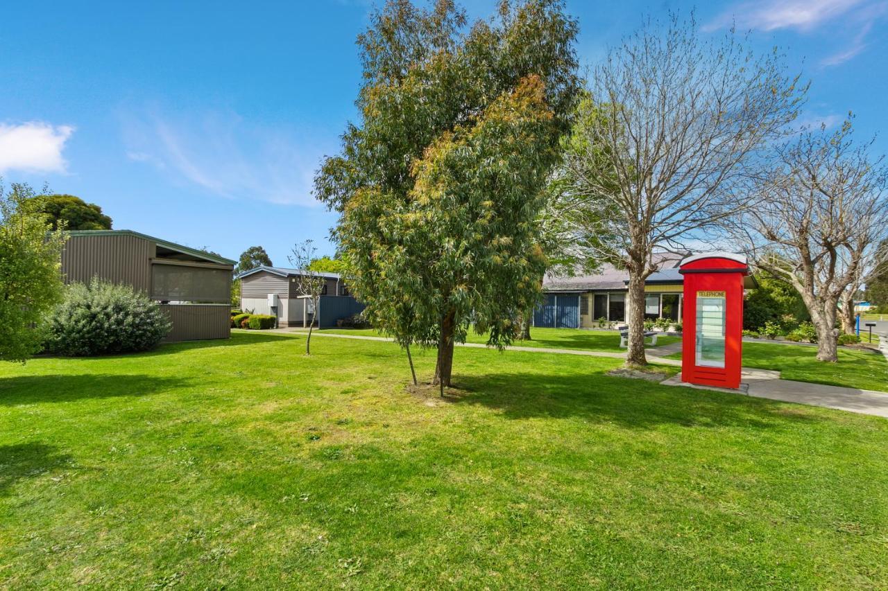 Traralgon Lifestyle Village Bagian luar foto